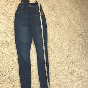 Fashion Nova Curve Your Ways Skinny Jeans